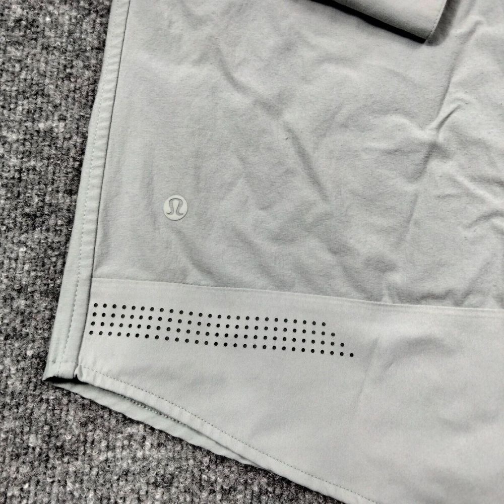 Lululemon Shirt Mens Sz M Gray Performance Button Front Long Sleeve - Picture 4 of 10